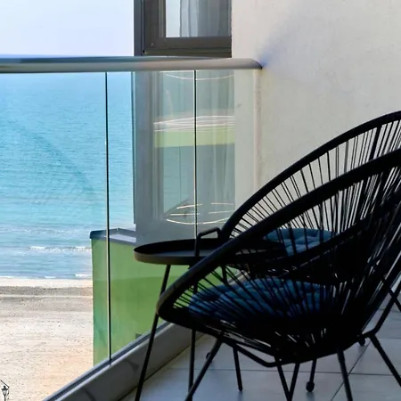 公寓 Rainbow Sea View N Pool - Parking *