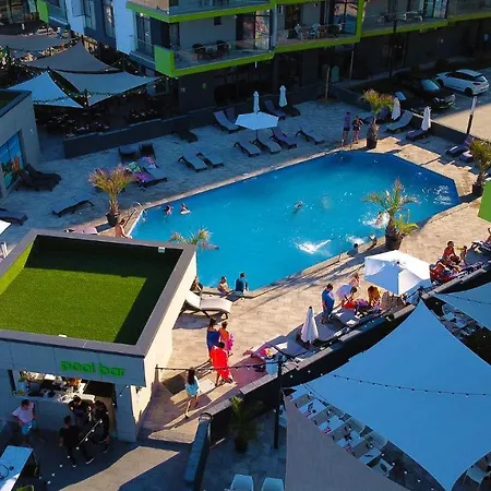 Rainbow Sea View N Pool - Parking Apartmán