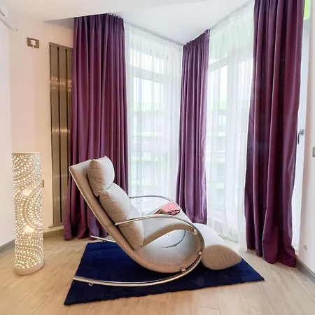 Rainbow Sea View N Pool - Parking Apartman