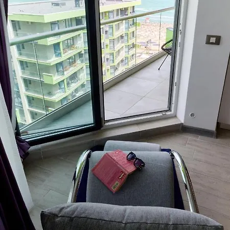 Rainbow Sea View N Pool - Parking Mamaia